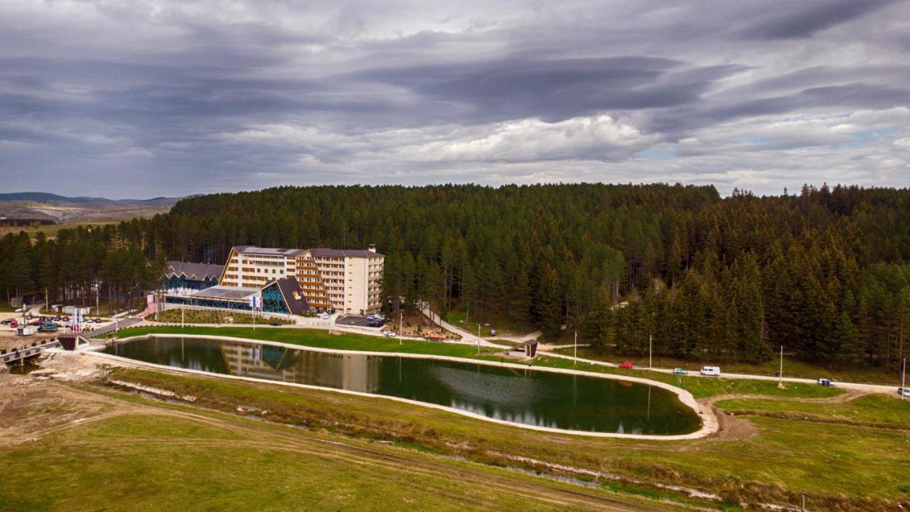 Hotel Borovi Forest Resort & Spa Sjenica Extérieur photo